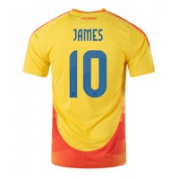 Camisa de Futebol Colômbia James Rodriguez #10 Equipamento Principal Copa America 2024 Manga Curta